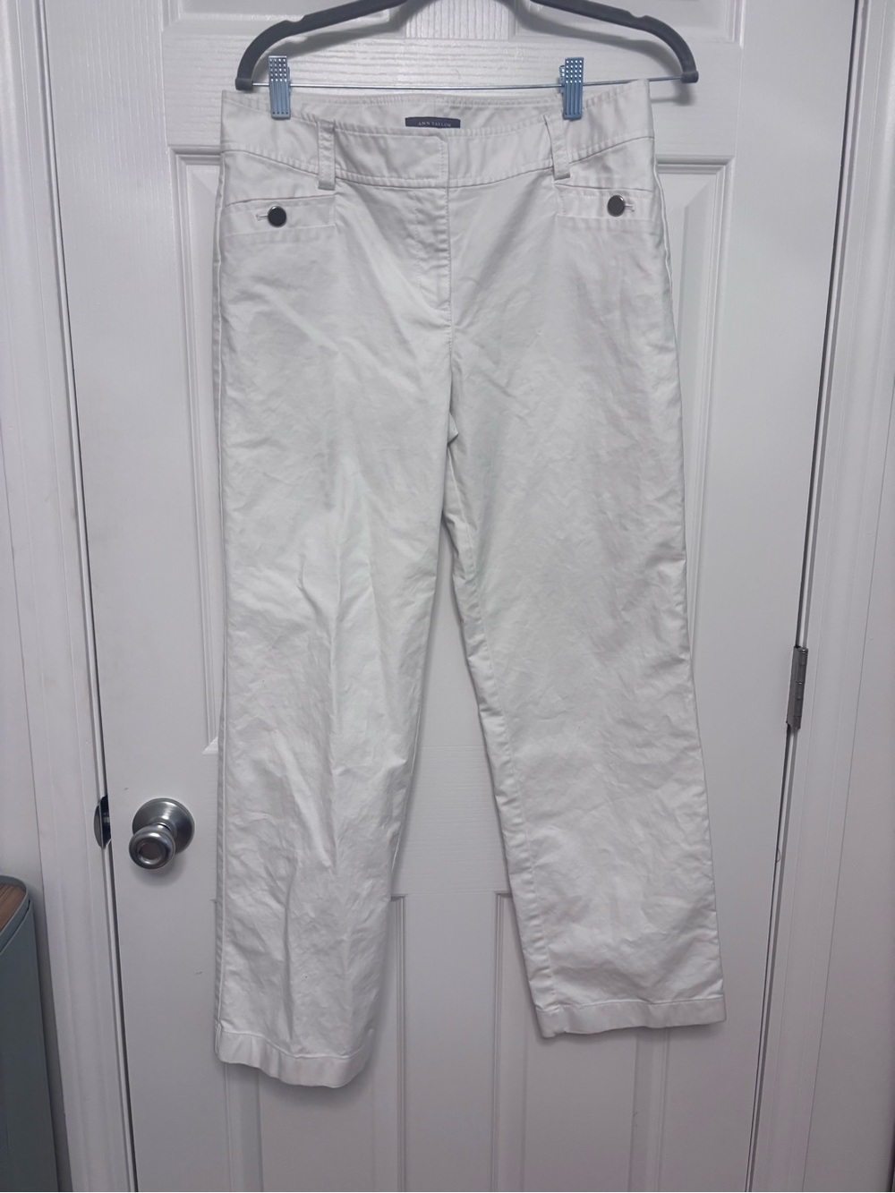 Ann Taylor White Cropped Lindsay Straight-Leg Pants